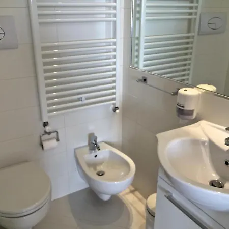 Boutique E Citta Bianca 4* ペスカーラ