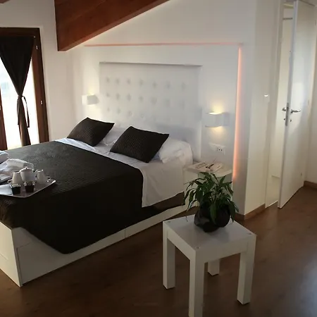 Boutique E Citta Bianca بيسكارا