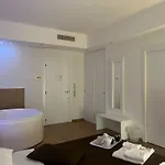 Boutique E Bianca 4* Pescara