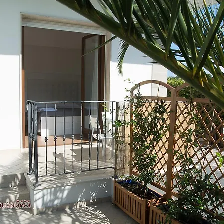 Boutique E Citta Bianca 4*