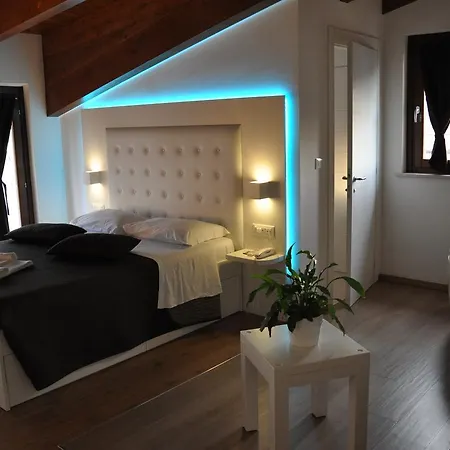 Hotel Boutique E Citta Bianca