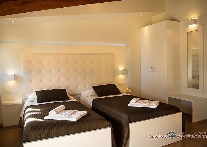 Boutique E Citta Bianca Hotel 4*