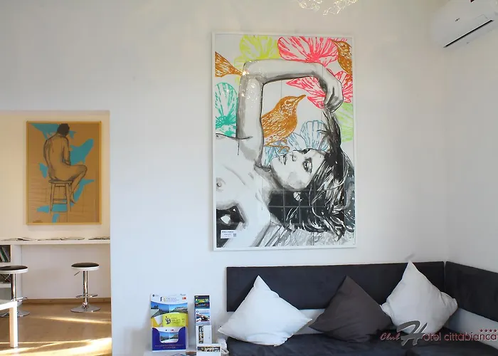 Boutique E Bianca Hotel 4*